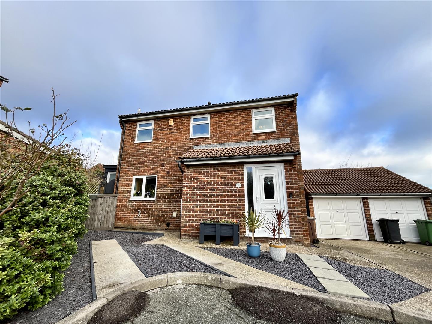 Hillyglen Close, Hastings